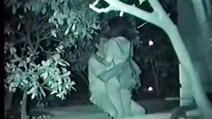 へのお尻島 大人 の キス 動画