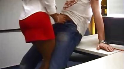 温泉チェコの女の子は粗ヘ後のシャワー 大人 の 基礎 英語 動画