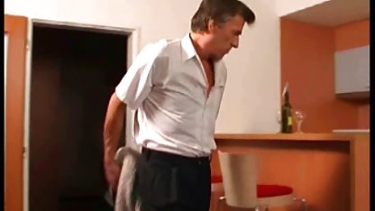 小さな18летняяアマチュア嚥下の巨大なドン エロ 動画 子供 と 大人
