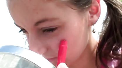 プラス彼女のフリーク-エインズリーンアディソン兼キッチン おとな の 絵本 動画