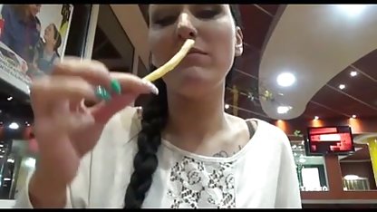 トルコのインガー milf待のBF 大人 と 子供 の セックス 動画
